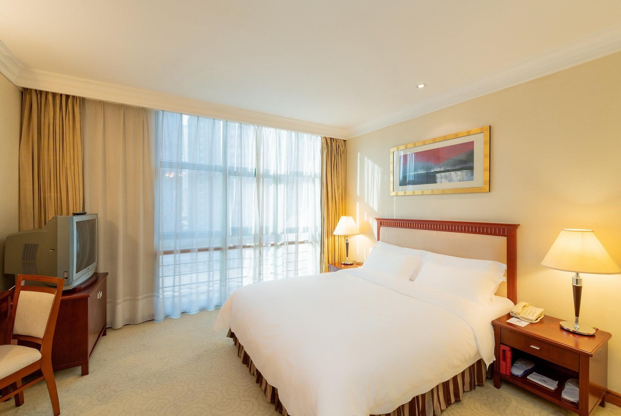 Shenzhen Dongmen Metropark Suites Hotel Bagian luar foto