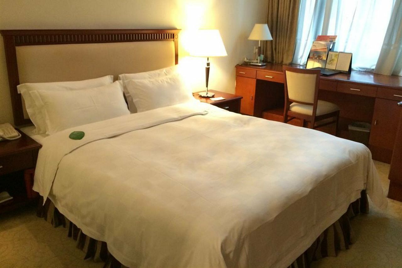 Shenzhen Dongmen Metropark Suites Hotel Bagian luar foto